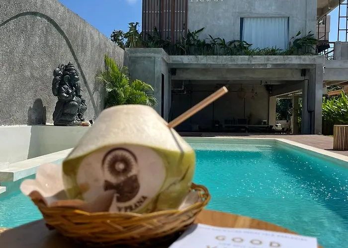 Salty Prana Retreat Center Guest house Uluwatu (Bali)