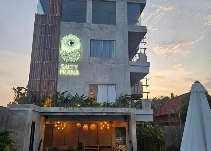 Salty Prana Retreat Center Guest house Uluwatu (Bali)