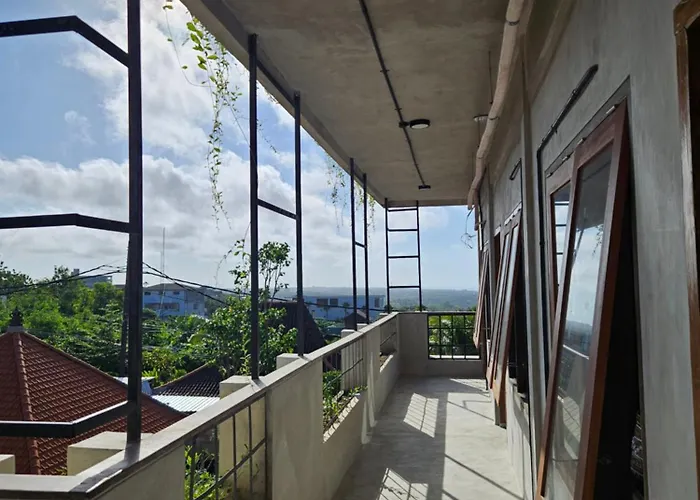 Salty Prana Retreat Center Uluwatu
